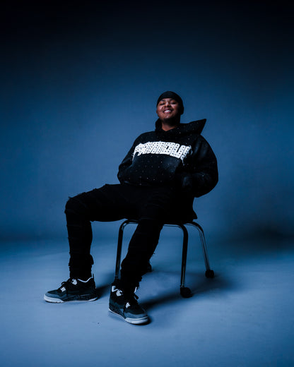 "Famous" ICONIK Hoodie Black