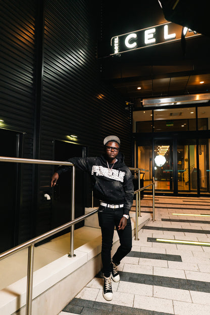 "Famous" ICONIK Hoodie Black
