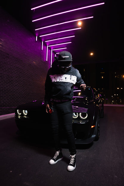 "Famous" ICONIK Hoodie Black